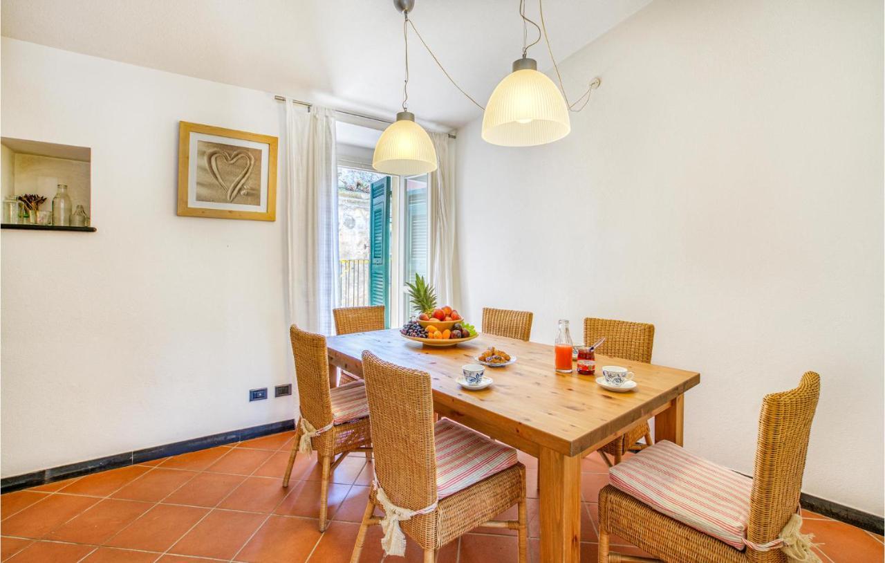 Awesome Home In Moneglia With Kitchen Ngoại thất bức ảnh